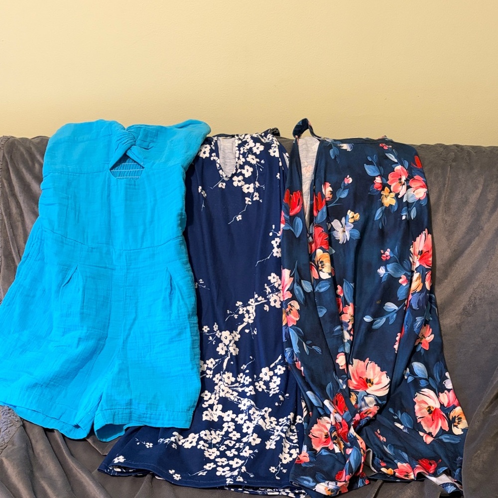 Three Women's Summer Pieces - Bright Turquoise Romper + Navy Floral Dresses